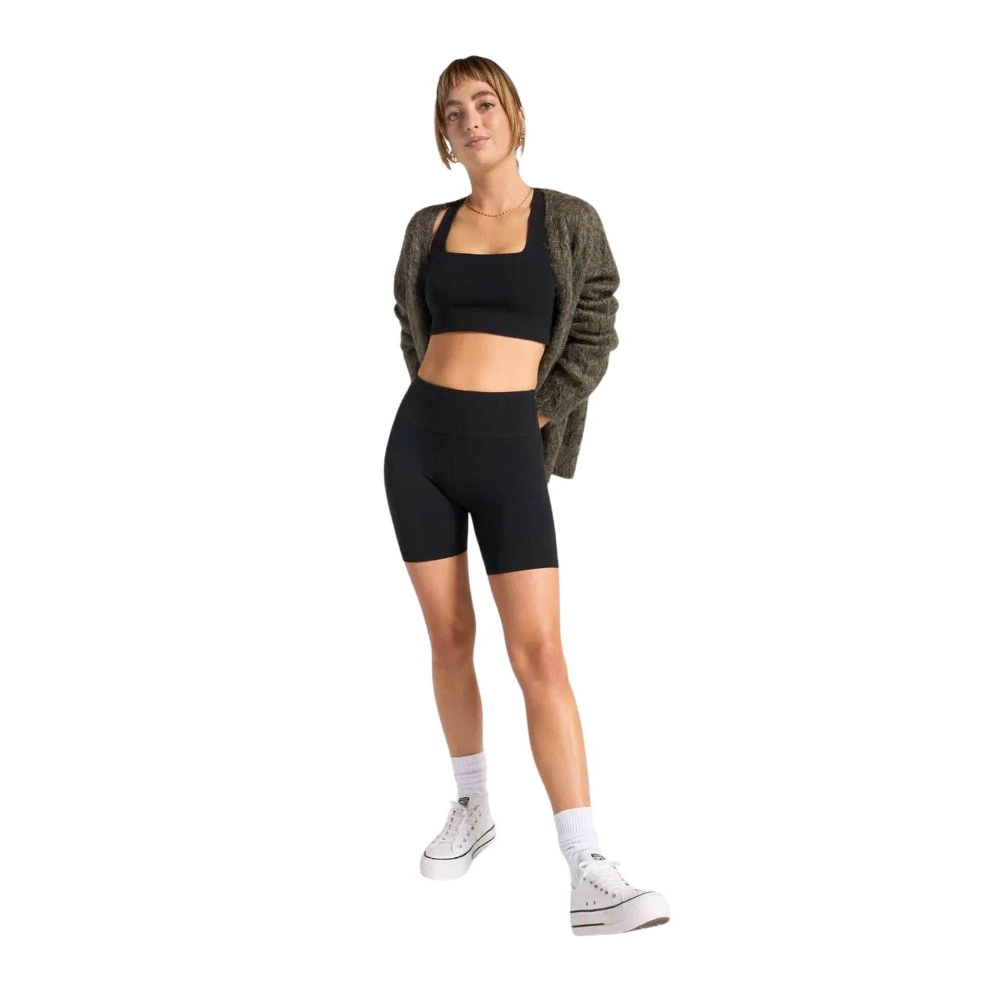 Shorts negros Converse Star Chevron para mujer – Comodidad total Konestilochic