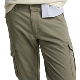 Silbon – 1010903136 – Pantalón cargo verde de corte slim 98% algodón y 2% elastano - Hombre