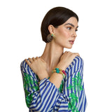Latido - 10265PE-008 – Pendientes dorados multi aros de latón con baño de oro y piedra natural verde