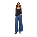 Free/Quent - Bicco 120962-Negro - Top negro de tirantes de corte holgado con encaje en el escote - Mujer