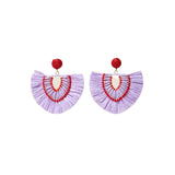 Latido - 13118PE-013 – Pendientes abanico morados de rafia (8 cm. de largo) con cierre de tuerca a presión