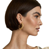 Latido - 15120PE-002 – Pendientes de aro texturizados dorados de 4 cm.