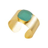 Latido - 15207PU-008 – Pulsera brazalete de latón con baño de oro y piedra semipreciosa verde