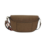 MartinaK - 26048-CAMEL - Bolso bandolera color camel con charm de pañuelo (25x6x17 cm.)
