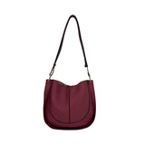 MartinaK - 261619-BURDEOS - Bolso bandolera burdeos con cierre clip y bolsa interior con cremallera (28x8x23,5 cm.)