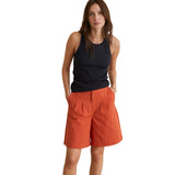 40802_261-Bermudas naranja con pinzas Yerse para mujer