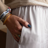 Yerse - 41829_007 - Falda midi satinada con cintura elástica y bolsillos - Mujer