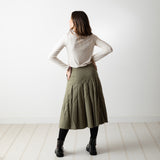 Yerse - 41846_024 - Falda midi plisada con bolsillos y forro - Mujer