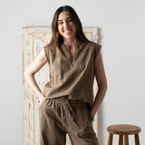 Yerse - 42218_025 - Camisa sin mangas de algodón y lino con cuello mao - Mujer