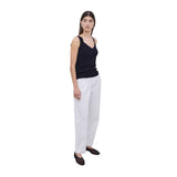Yerse - 42516_037 Top de tirantes anchos con escote de pico - Mujer