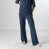 Yerse - 44111-55 – Pantalones azules wide leg fluidos de tiro alto con cintura elástica - Mujer