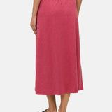 Yerse – 44217-79 – Falda midi de algodón color fresa con bolsillos - Mujer
