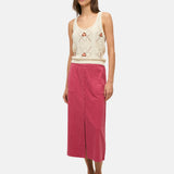 Yerse – 44217-79 – Falda midi de algodón color fresa con bolsillos - Mujer
