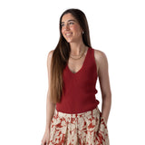 Yerse – 44511-79 – Top de tirantes de canalé color frambuesa con escote en V - Mujer