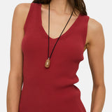 Yerse – 44511-79 – Top de tirantes de canalé color frambuesa con escote en V - Mujer