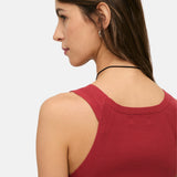 Yerse – 44511-79 – Top de tirantes de canalé color frambuesa con escote en V - Mujer