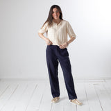 Yerse – 44816-55 – Pantalones rectos azul marino con bolsillos 100% téncel - Mujer