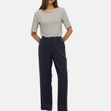 Yerse – 44816-55 – Pantalones rectos azul marino con bolsillos 100% téncel - Mujer