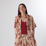 Yerse – 44840-181 – Camisa estampada de manga corta con lazo en el bajo - Mujer