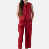Yerse - 44851-79 – Chaleco rojo fresa 100% lino con forro de algodón y escote redondo - Mujer