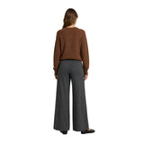 Yerse - 45531-16 - Jersey marrón de lana con flores bordadas al tono - Mujer