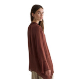 Yerse - 45888-13 - Blusa marrón plisada de tejido Georgette 100% viscosa - Mujer
