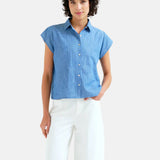 Compañía Fantástica – 62C40103 – Camisa azul 100% algodón Chambray de manga corta - Mujer