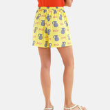 Compañía Fantástica - 62C40107 – Shorts amarillos 100% algodón con estampado Brava - Mujer