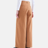 Compañía Fantástica - 63C-11108 - Pantalones vaqueros 100% algodón color camel - Mujer