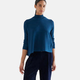 Compañía Fantástica - 64C-10269 - Jersey azul de viscosa y algodón con cuello alto - Mujer