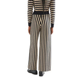 Compañía Fantástica - 64C-10272 - Pantalones con estampado de rayas beige y negras - Mujer
