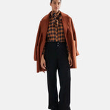 Compañía Fantástica - 64C-40109 - Camisa marrón de manga larga con estampado de cuadros - Mujer