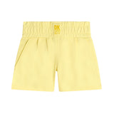 D60067_512-Pantalón corto amarillo de felpa DKNY para niña