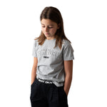 Camiseta gris jaspeado DKNY unisex niños - Estilo y comodidad Konestilochic