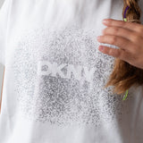 DKNY - D62023_016 – Camiseta de manga corta de algodón- Niña