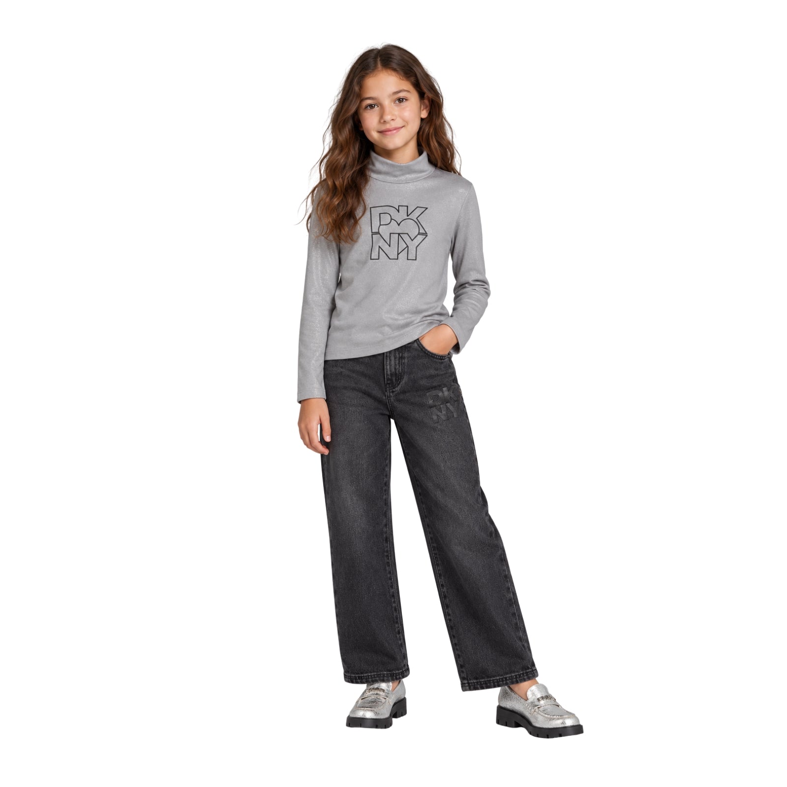 Camiseta gris de niña DKNY con logo y cuello alto | Konestilochic