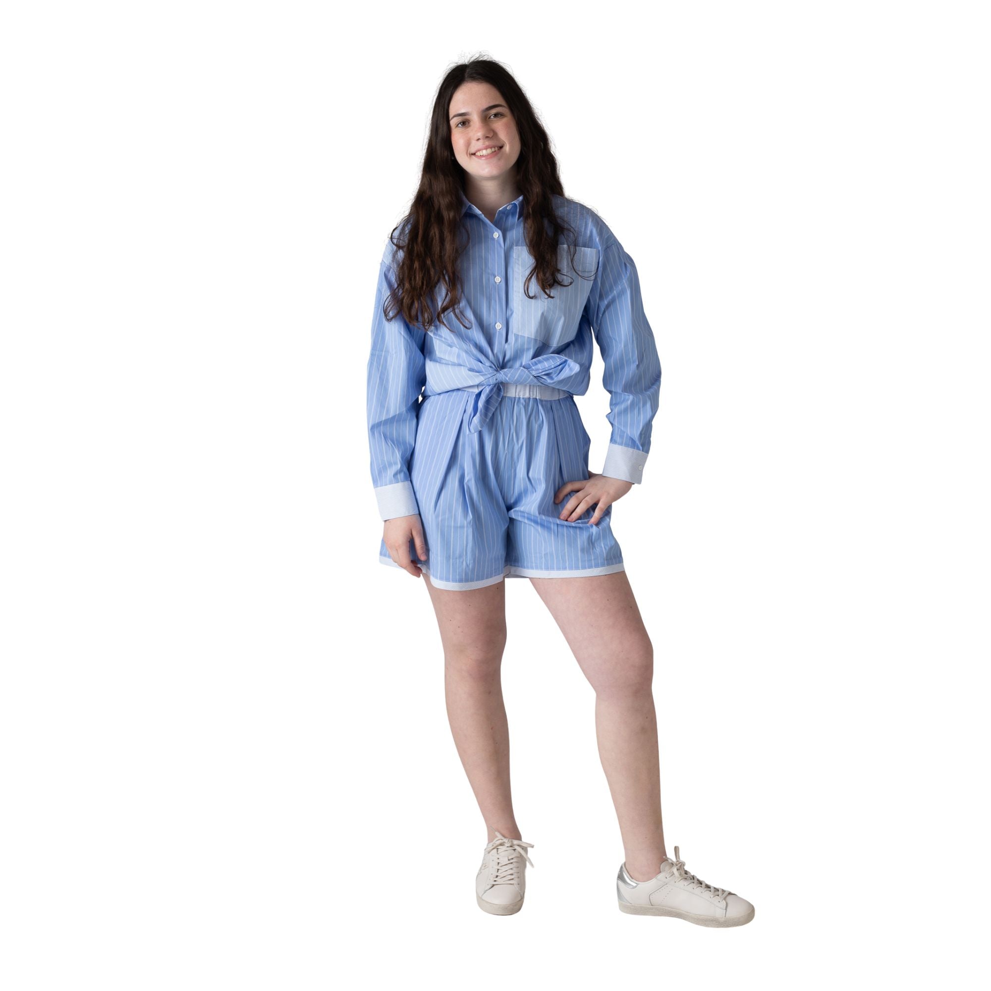 Shorts azul DKNY para niña | Moda verano Konestilochic