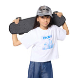 DKNY - D62621-N48 – Camiseta blanca de manga corta de punto de algodón con ilustración delantera - Niña