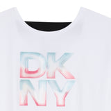 DKNY - D62624-10P – Camiseta blanca de manga corta de algodón orgánico con elástico en la espalda - Niña