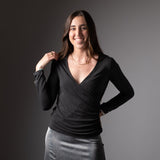 System Action - I25CT916_11 – Camiseta cruzada de manga larga con frunce lateral - Mujer
