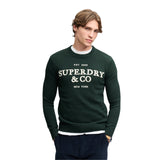 Superdry - M6110788A-20E - Jersey verde oscuro 100% algodón orgánico con gráfico aplicado - Hombre