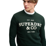 Superdry - M6110788A-20E - Jersey verde oscuro 100% algodón orgánico con gráfico aplicado - Hombre
