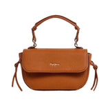 Pepe Jeans – Ambra Script PL0300112869 – Bolso bandolera marrón de efecto piel con solapa (22x8x15,5 cm)
