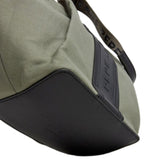 Pepe Jeans – Aria Merit PL0300133734 – Bolso shopper verde con logo en relieve y cremallera