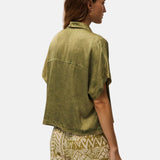System Action - V26CA303-19 – Camisa verde de manga corta 100% viscosa - Mujer
