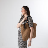 System Action - V26CA361-40 – Camisa negra de manga corta con estampado geométrico - Mujer