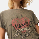 System Action - V26CT198-12 – Camiseta marrón de manga corta con dibujo de corazón - Mujer