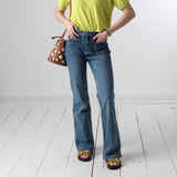 System Action - V26PT101-5 – Pantalones vaqueros azules flare con bolsillos delanteros - Mujer