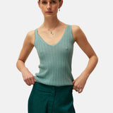 System Action - V26TO302-20 – Top de tirantes verde de canalé con lurex - Mujer