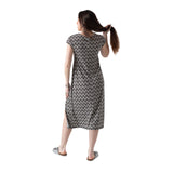 System Action - V26VE361-40 – Vestido negro estampado de manga corta con frunces - Mujer